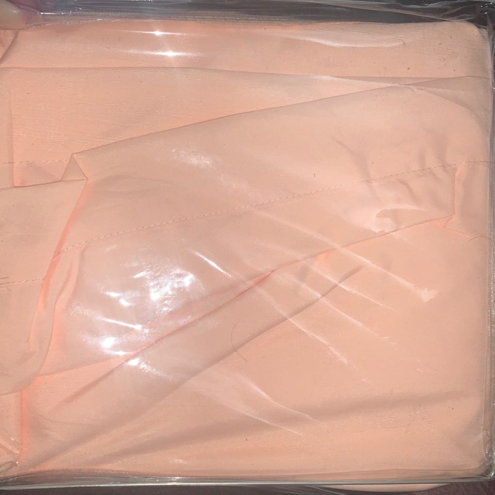 1 king size FLAT SHEET ONLY